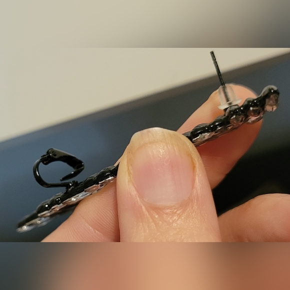 Crystal Gothic, Wing, Fairy, Elf Ear Cuff / Crawler Earring - Picture 2 of 3